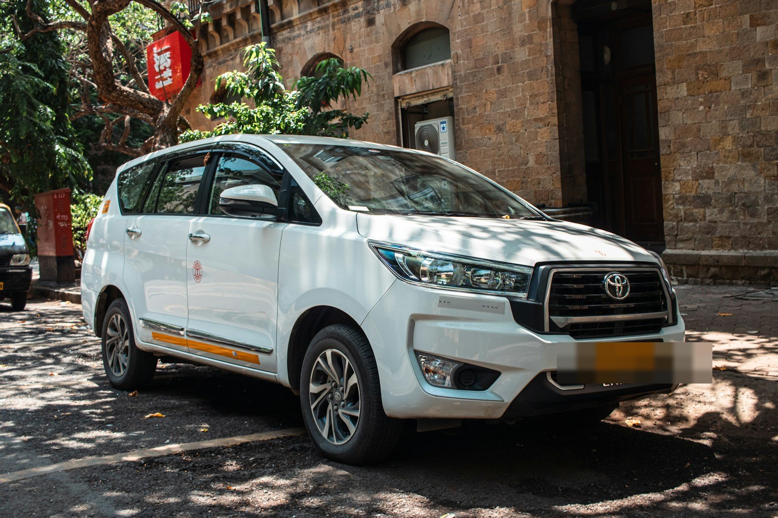 Toyota Innova corporate MPV